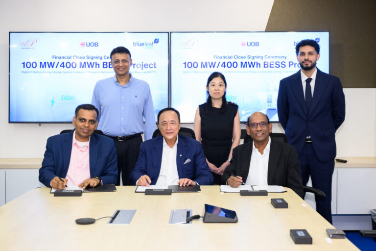 Blueleaf, Universal Peak Close 100 MW/400 MWh BESS Financing
